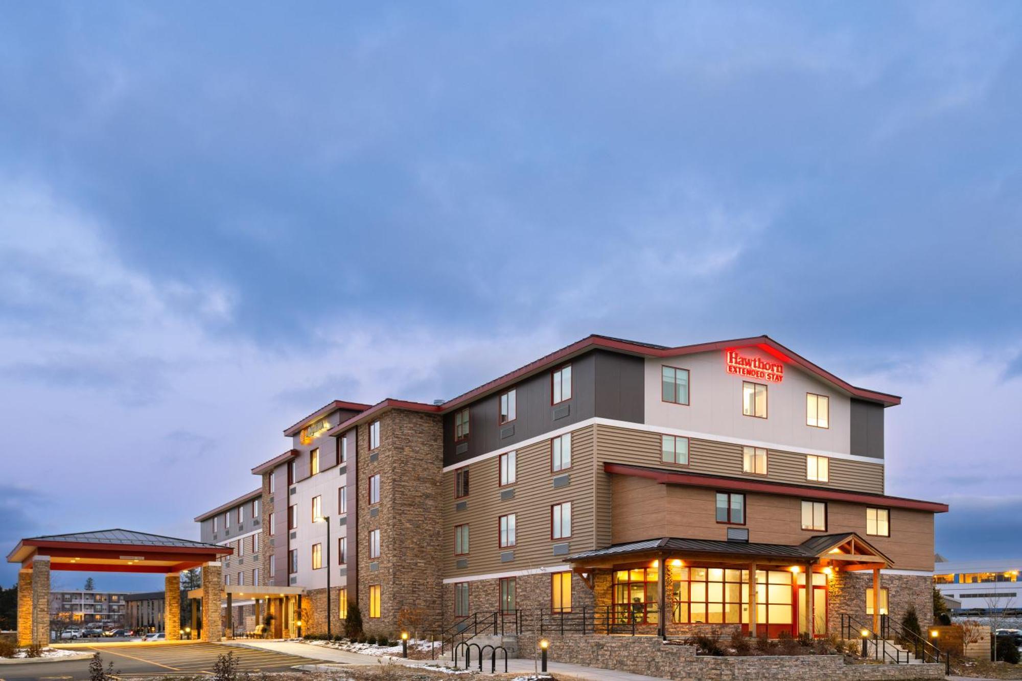 Hawthorn Extended Stay By Wyndham Williston Burlington Exterior foto